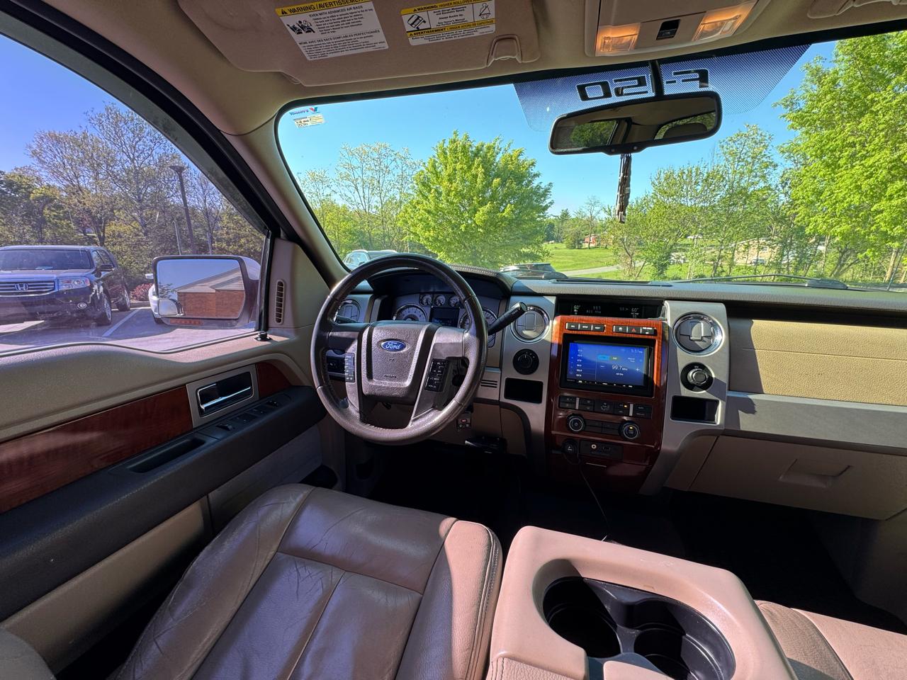 Ford F-150 4WD SuperCrew 145" XL 2010