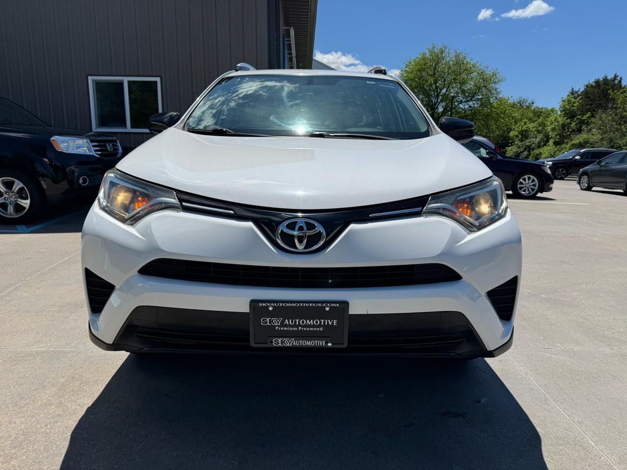 Toyota RAV4 AWD 4dr LE (Natl) 2016