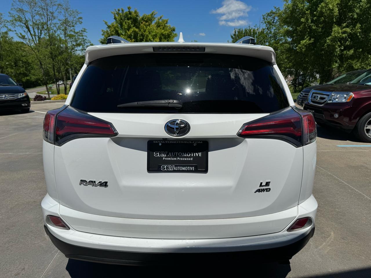 Toyota RAV4 AWD 4dr LE (Natl) 2016