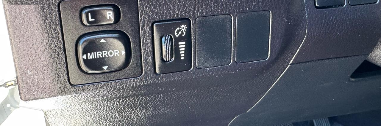 Toyota RAV4 AWD 4dr LE (Natl) 2016