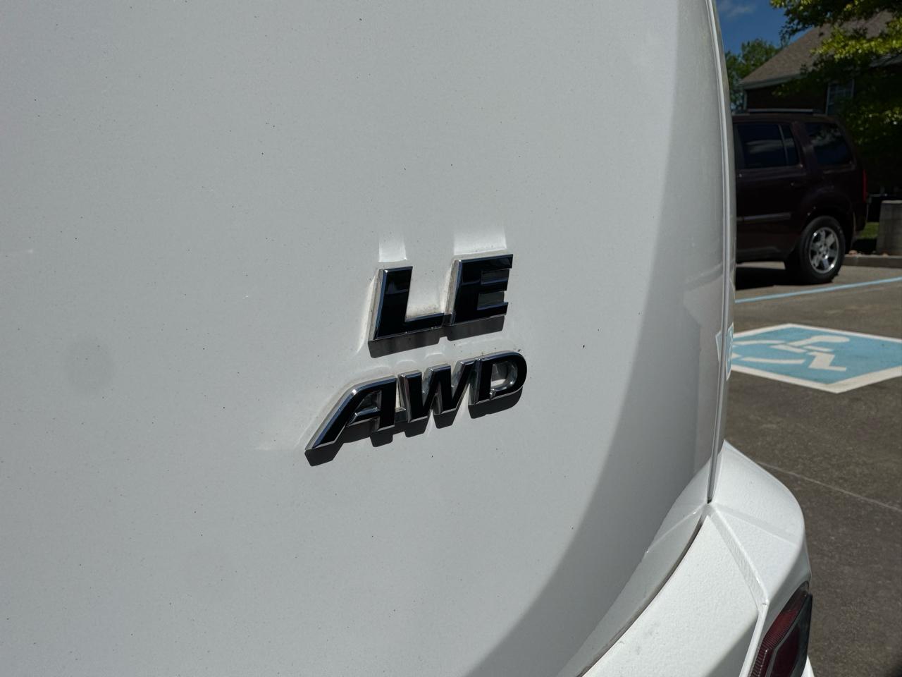 Toyota RAV4 AWD 4dr LE (Natl) 2016