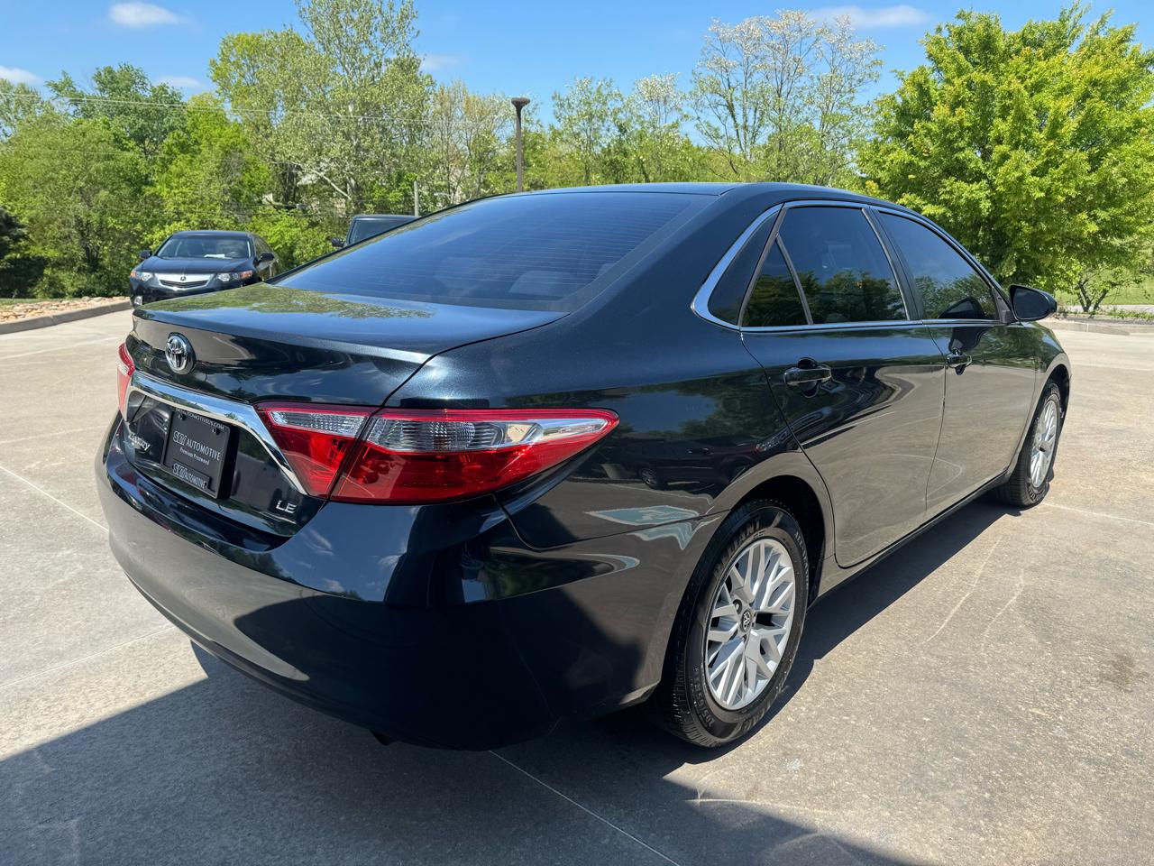 Toyota Camry 4dr Sdn I4 Auto LE (Natl) 2016