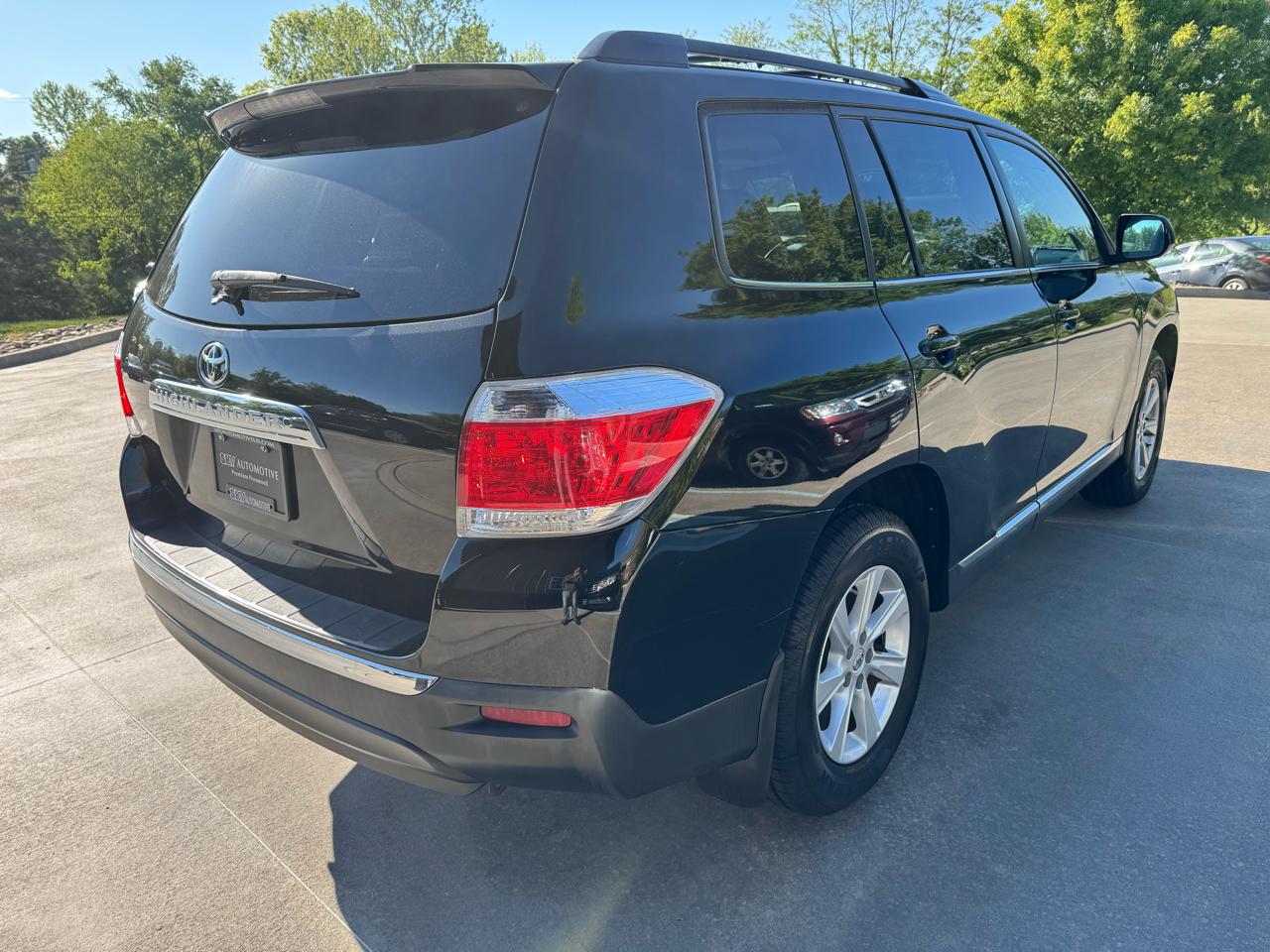 Toyota Highlander  2012