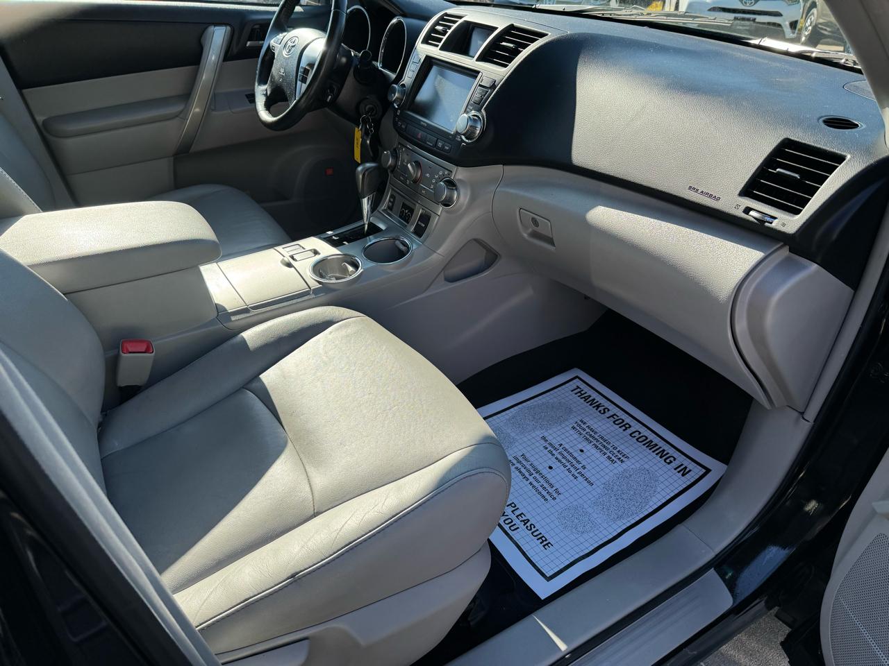 Toyota Highlander  2012