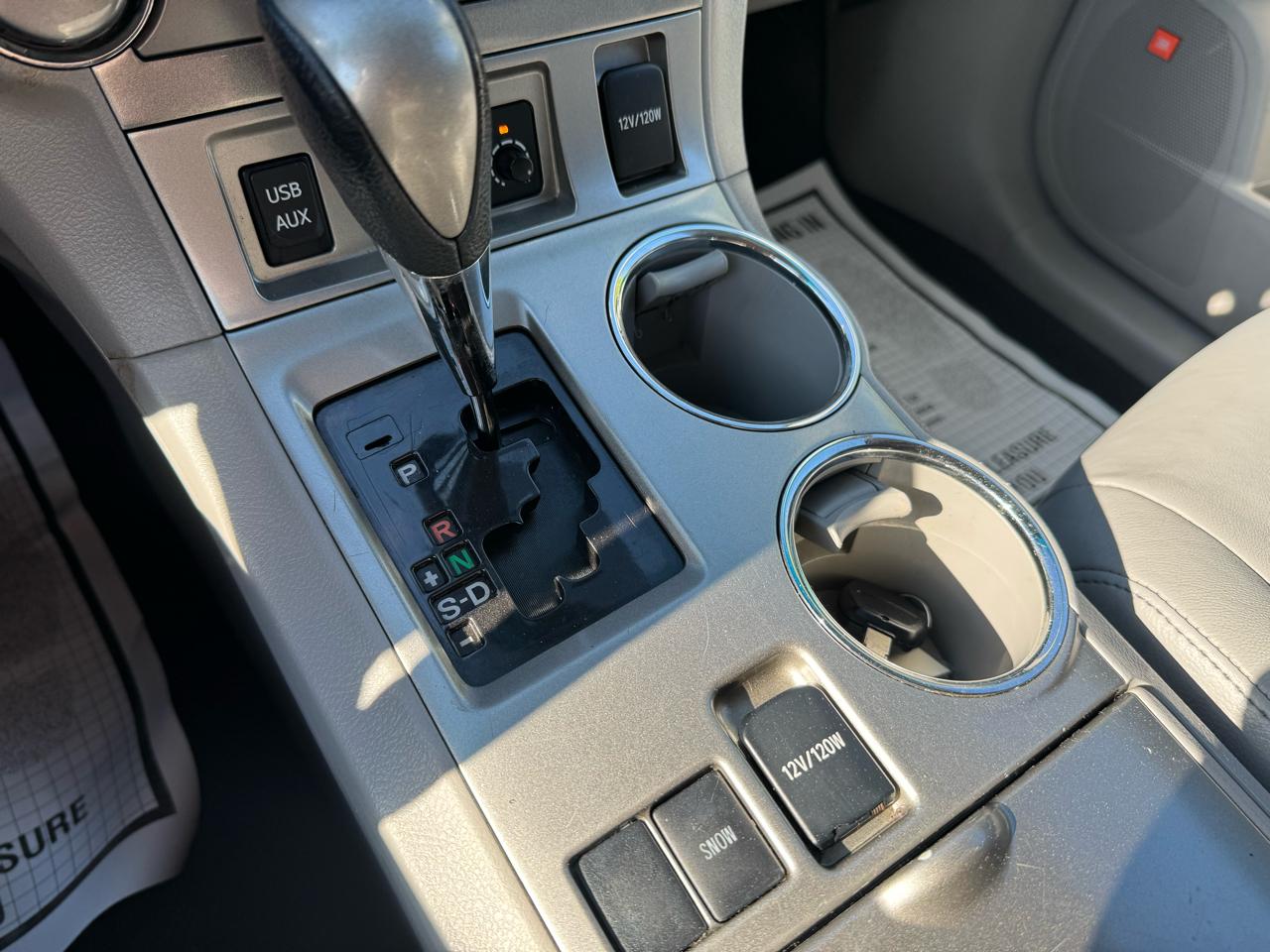 Toyota Highlander  2012