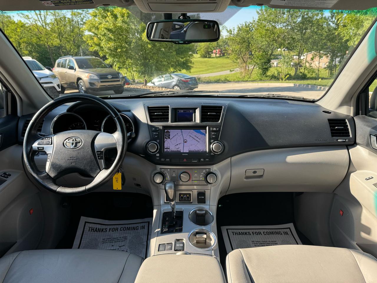 Toyota Highlander  2012