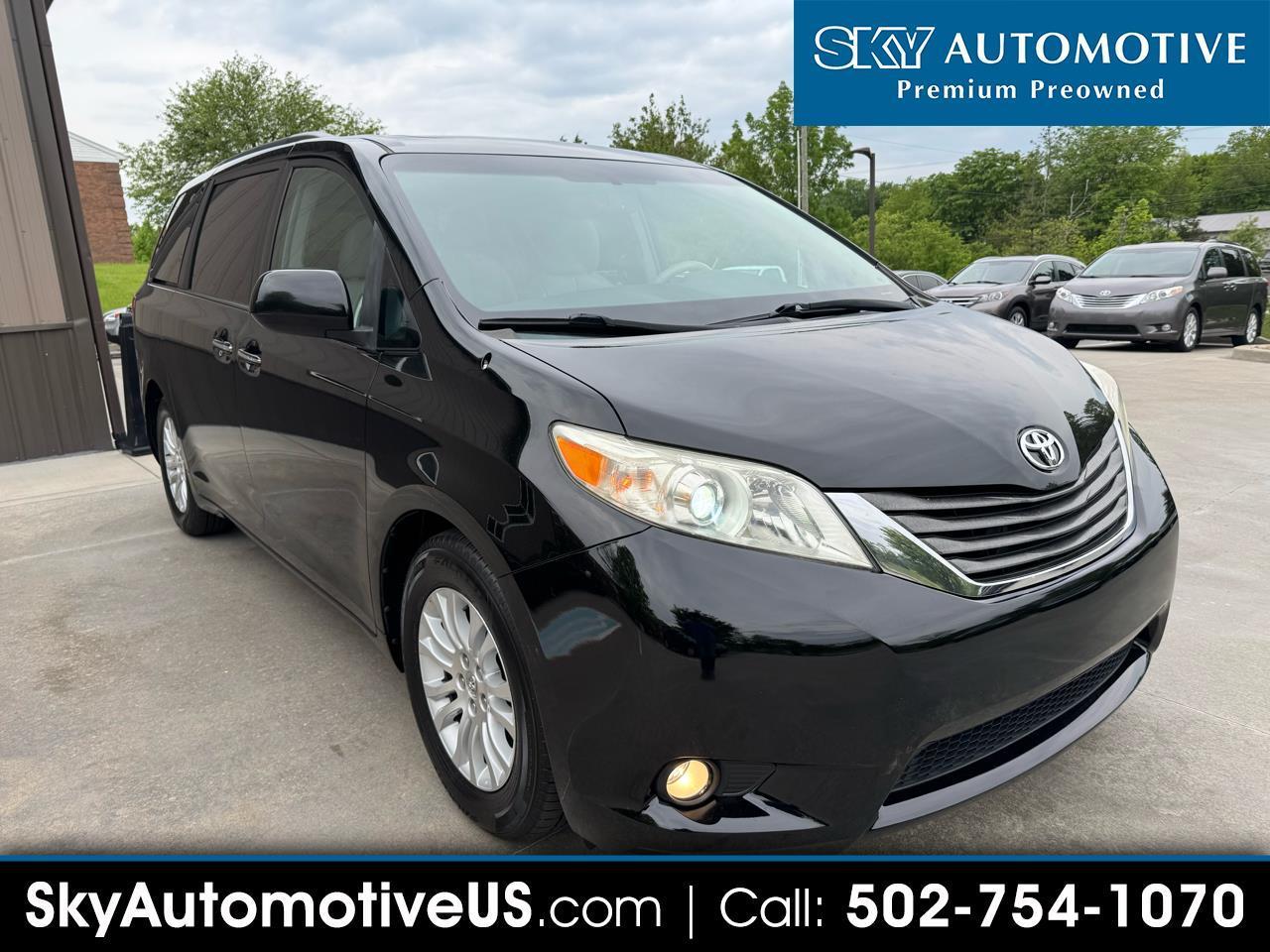 2014 Toyota Sienna 5dr 8-Pass Van V6 XLE FWD (Natl)
