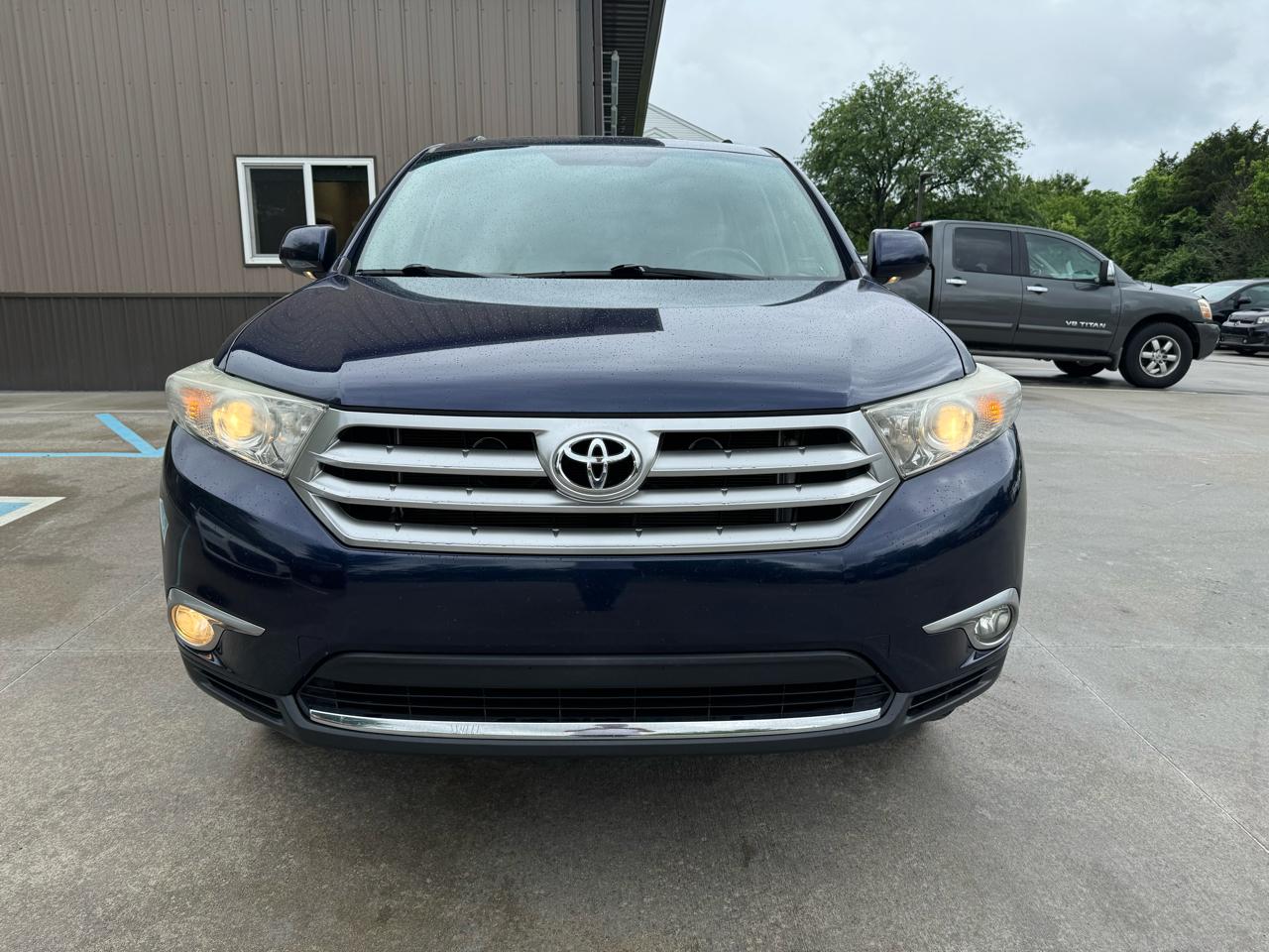 Toyota Highlander 4WD 4dr V6 Limited (Natl) 2012