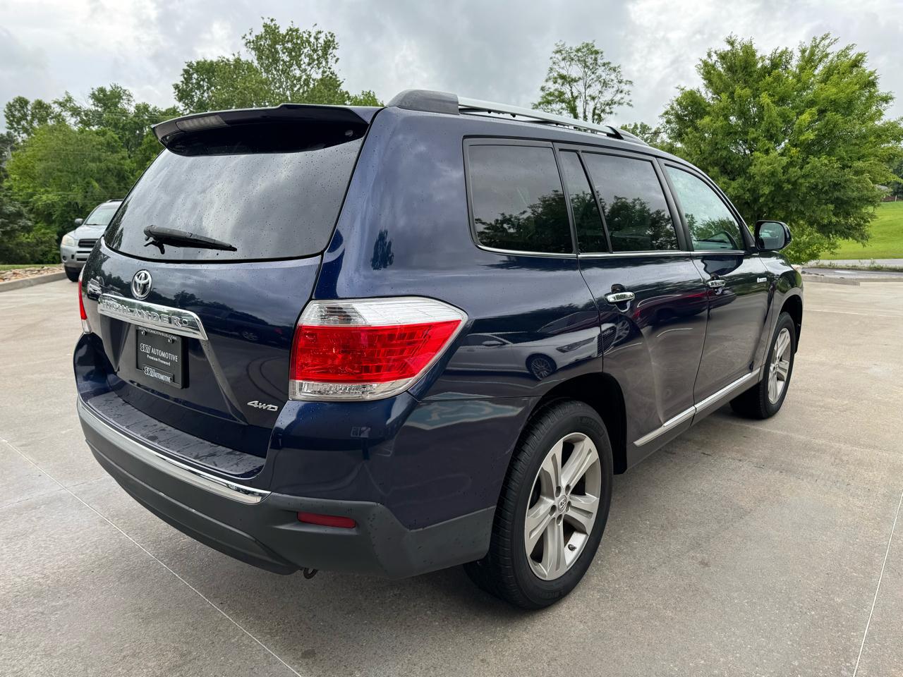 Toyota Highlander 4WD 4dr V6 Limited (Natl) 2012