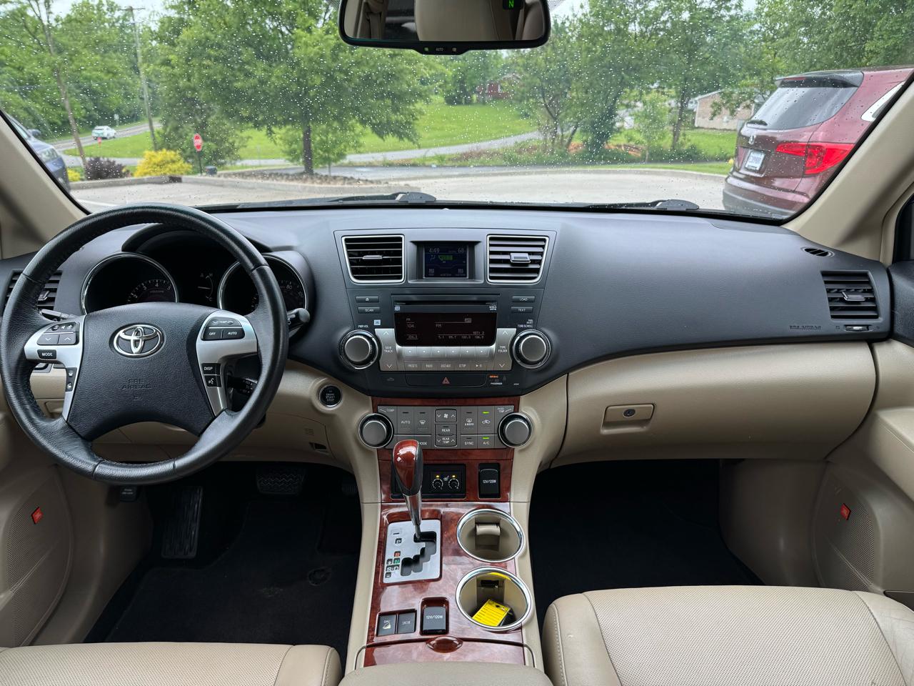 Toyota Highlander 4WD 4dr V6 Limited (Natl) 2012