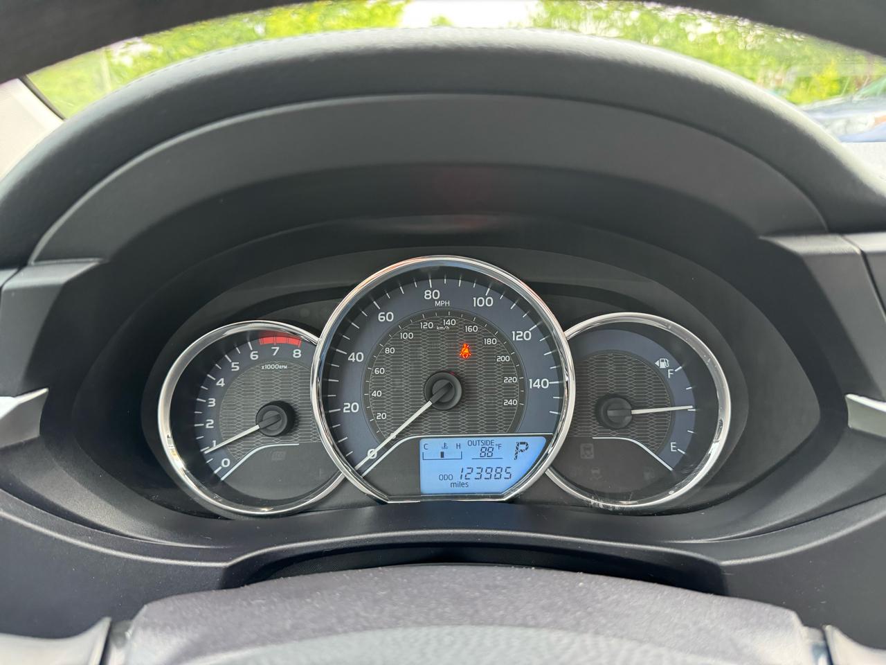 Toyota Corolla 4dr Sdn Auto L (Natl) 2015