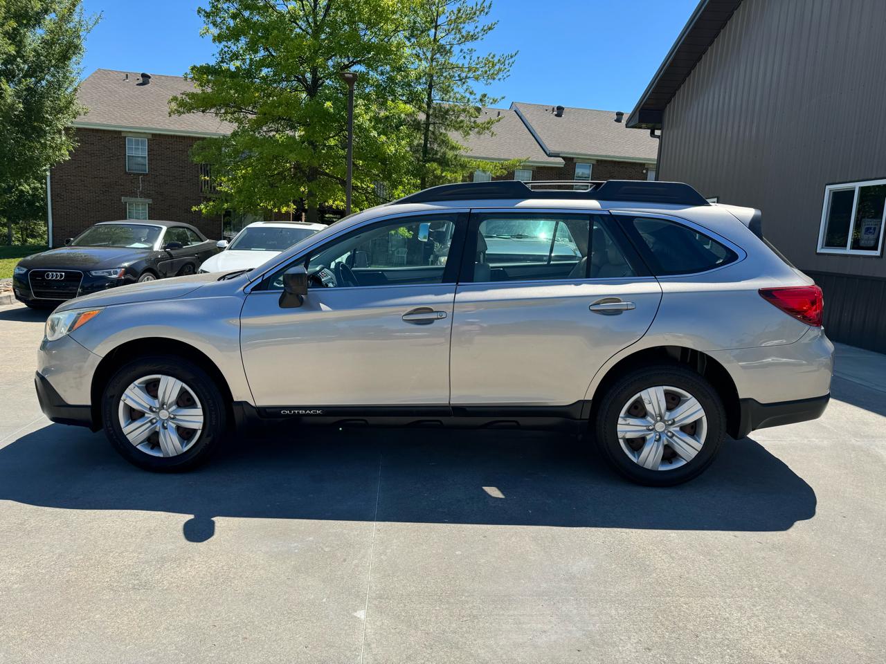 Subaru Outback 4dr Wgn 2.5i 2016