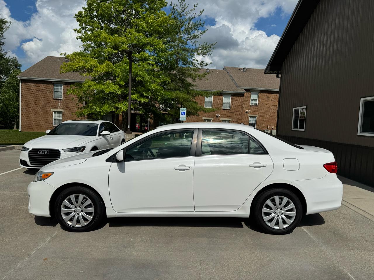 Toyota Corolla  2013