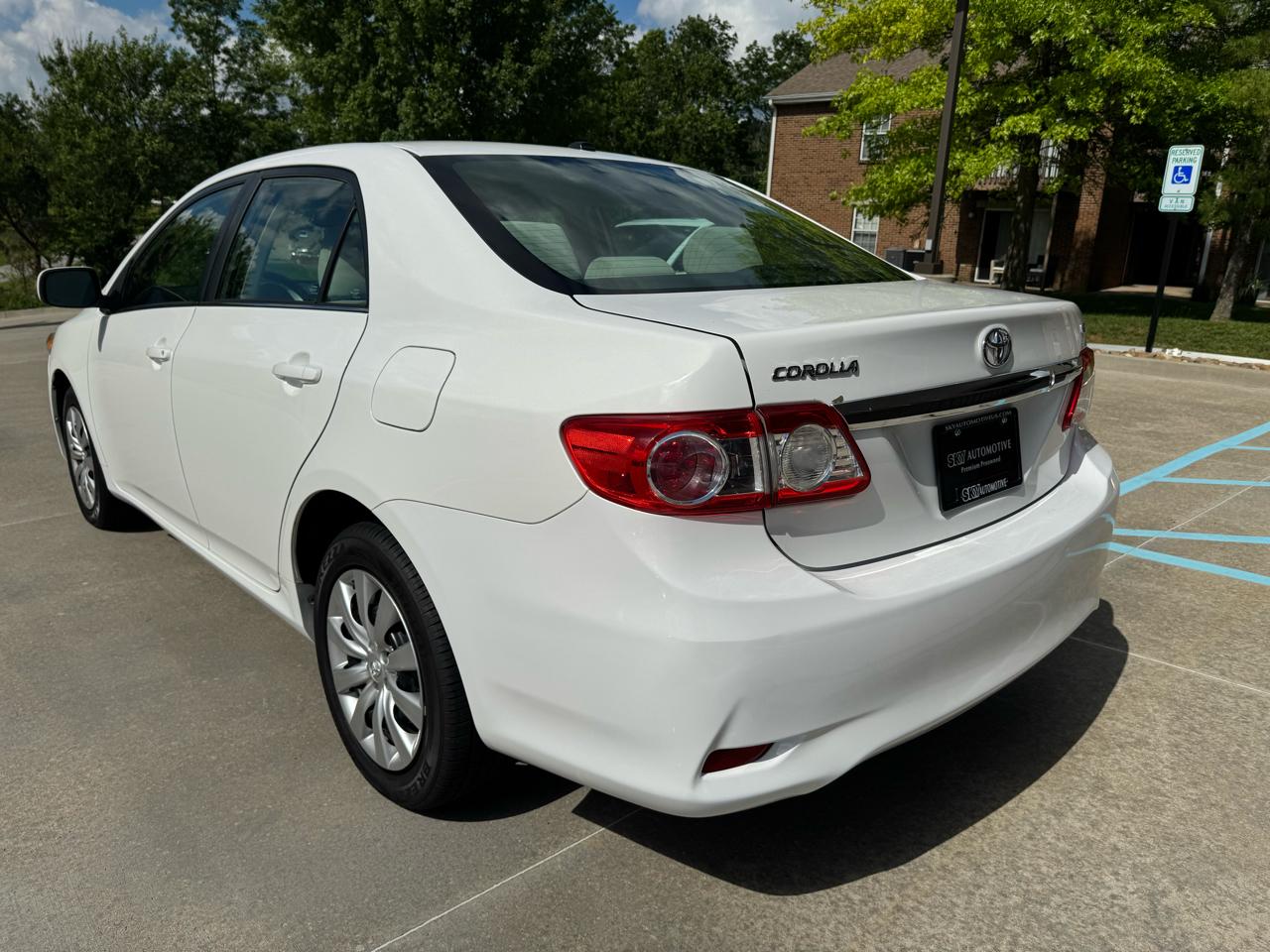 Toyota Corolla  2013