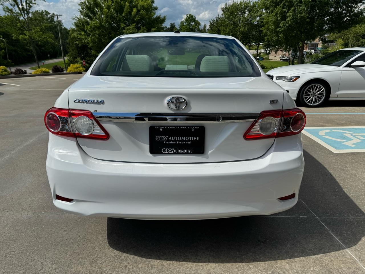Toyota Corolla  2013