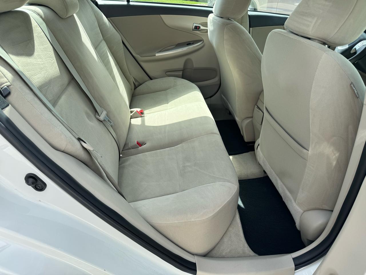 Toyota Corolla  2013