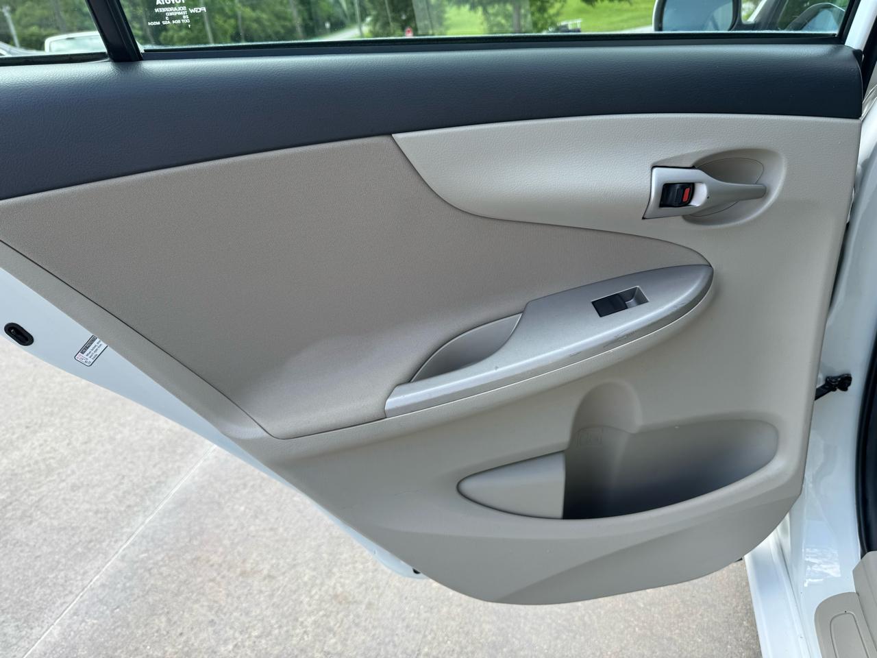 Toyota Corolla  2013