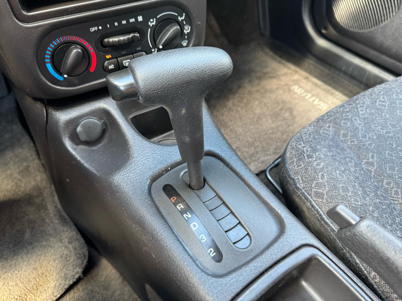 2001 Saturn S-Series SL1 - Photo 25