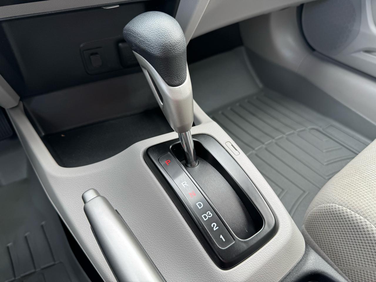 Honda Civic Sdn 4dr Auto LX 2012