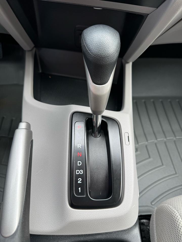 Honda Civic Sdn 4dr Auto LX 2012