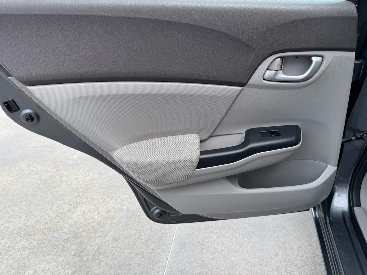 Honda Civic Sdn 4dr Auto LX 2012