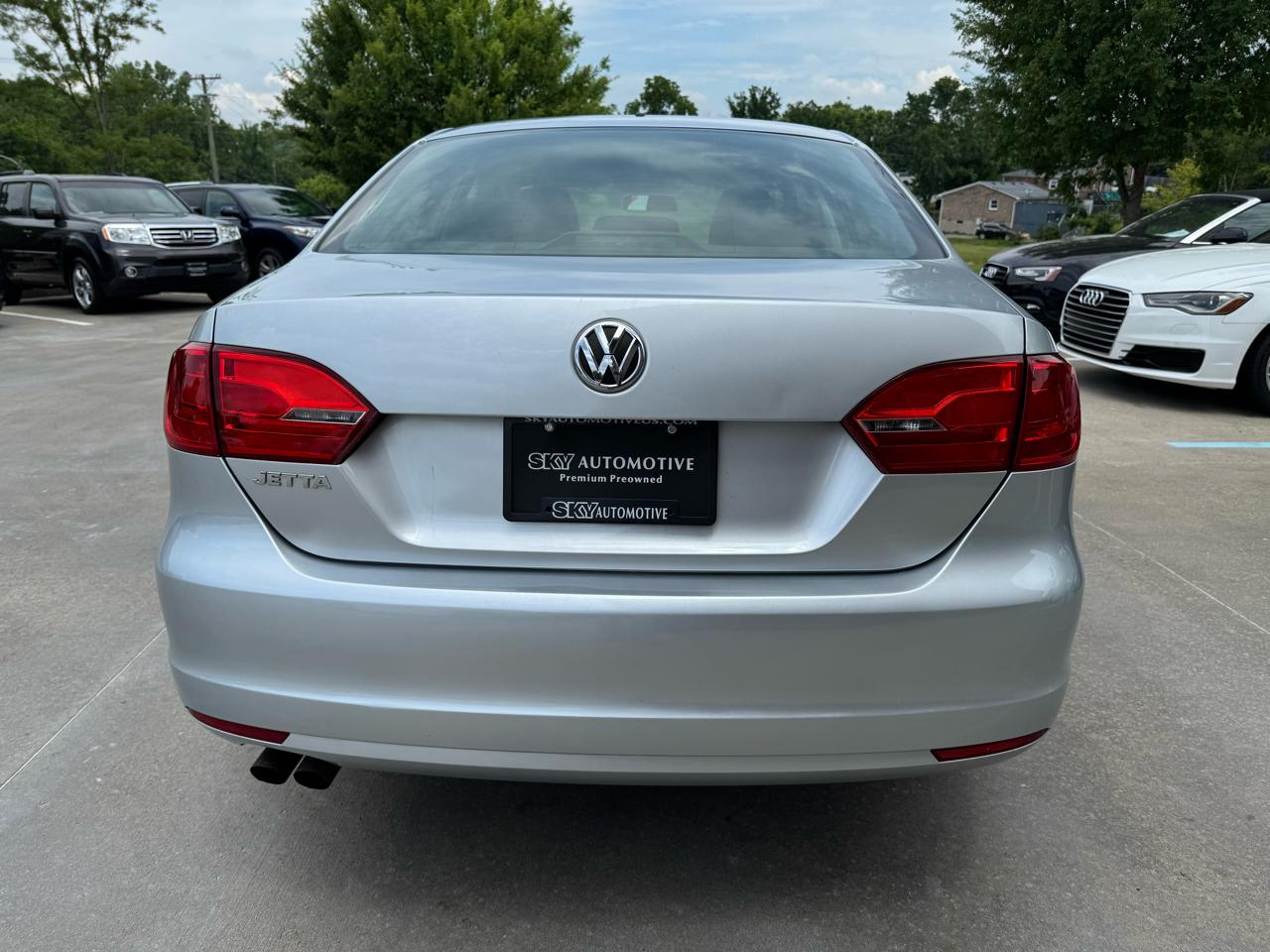 Volkswagen Jetta Sedan 4dr Auto S 2014
