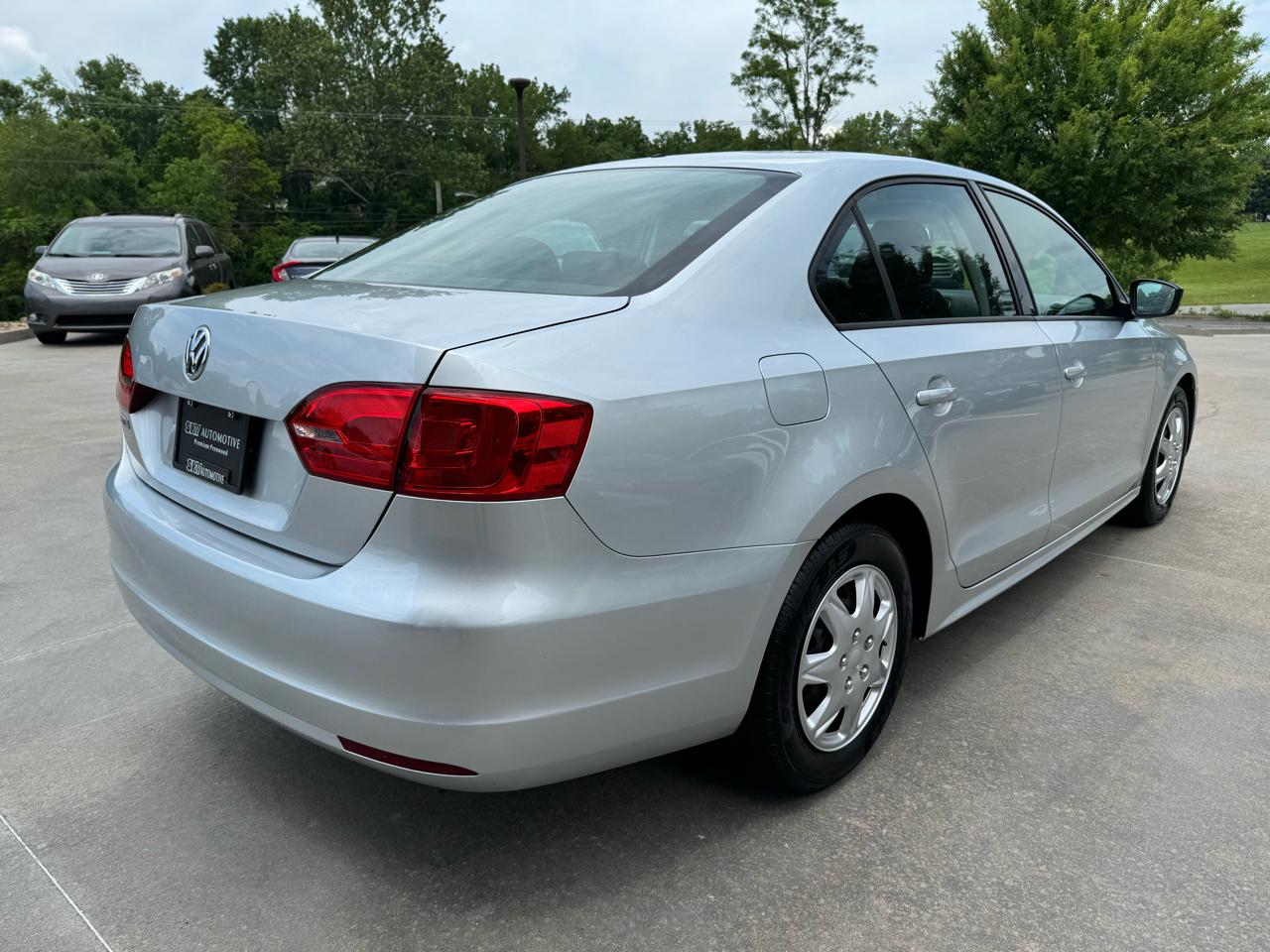Volkswagen Jetta Sedan 4dr Auto S 2014