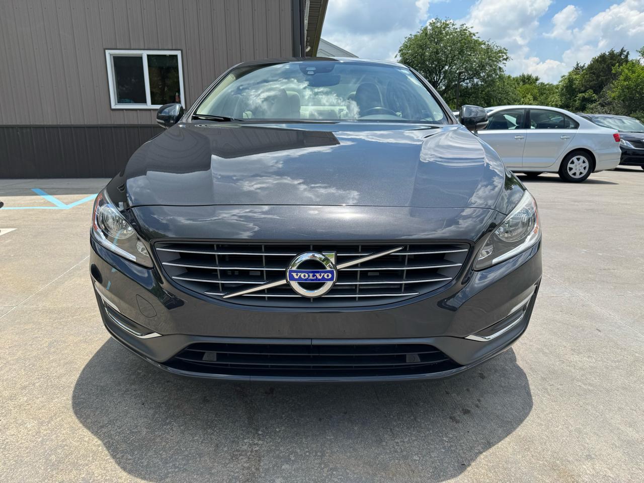 Volvo S60 2015.5 4dr Sdn T5 Premier AWD 2015