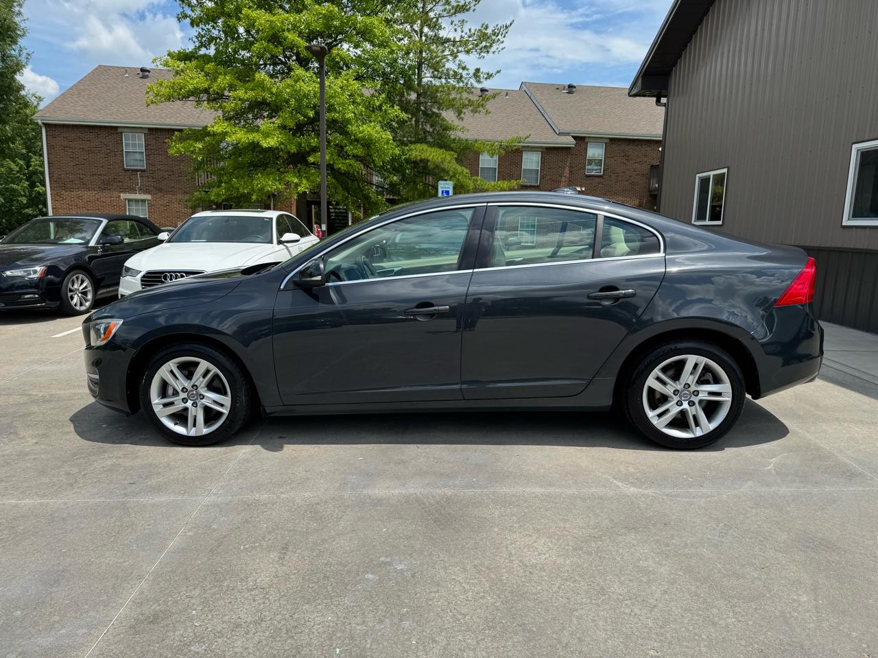 Volvo S60 2015.5 4dr Sdn T5 Premier AWD 2015
