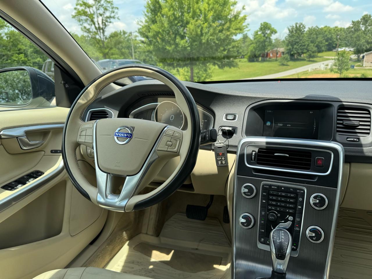 Volvo S60 2015.5 4dr Sdn T5 Premier AWD 2015