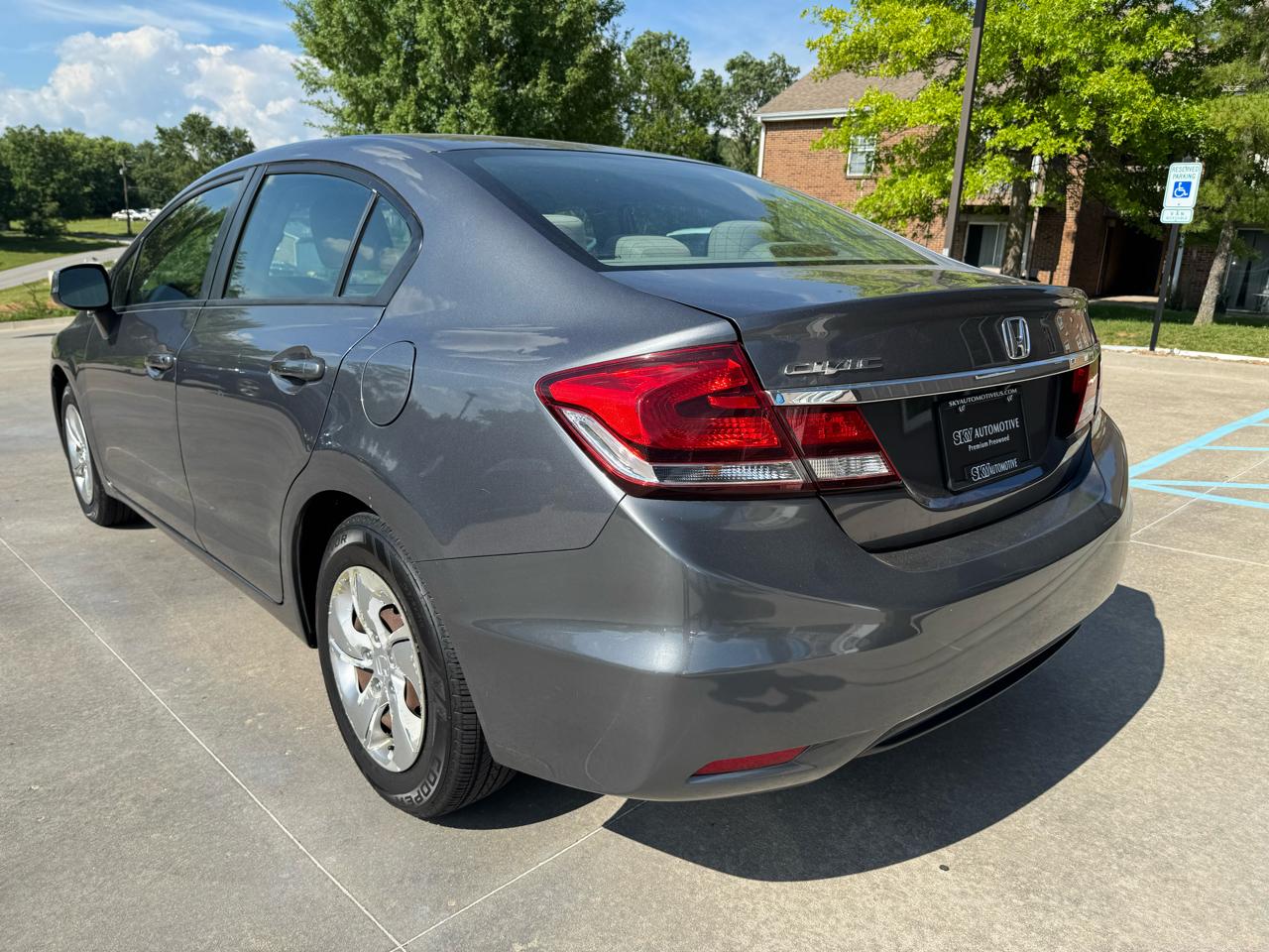 Honda Civic Sdn 4dr Auto LX 2013