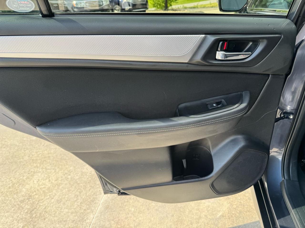 Subaru Outback 2.5i Premium 2017