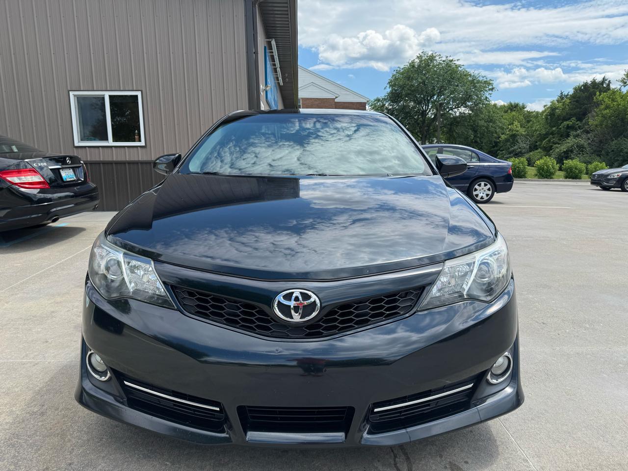 Toyota Camry 4dr Sdn I4 Auto SE Sport Limited Edition (Natl) 2012