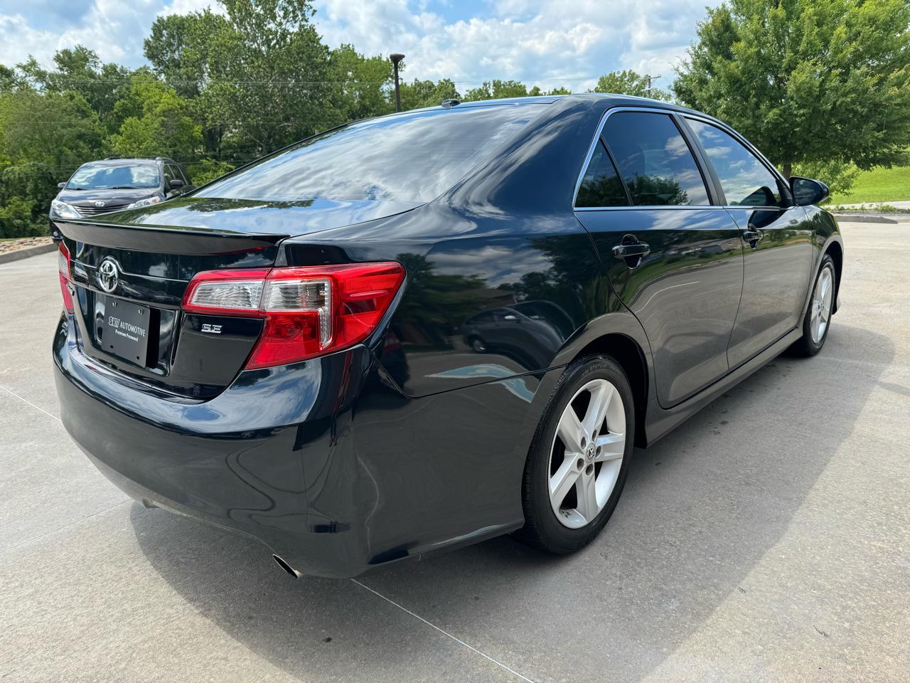 Toyota Camry 4dr Sdn I4 Auto SE Sport Limited Edition (Natl) 2012