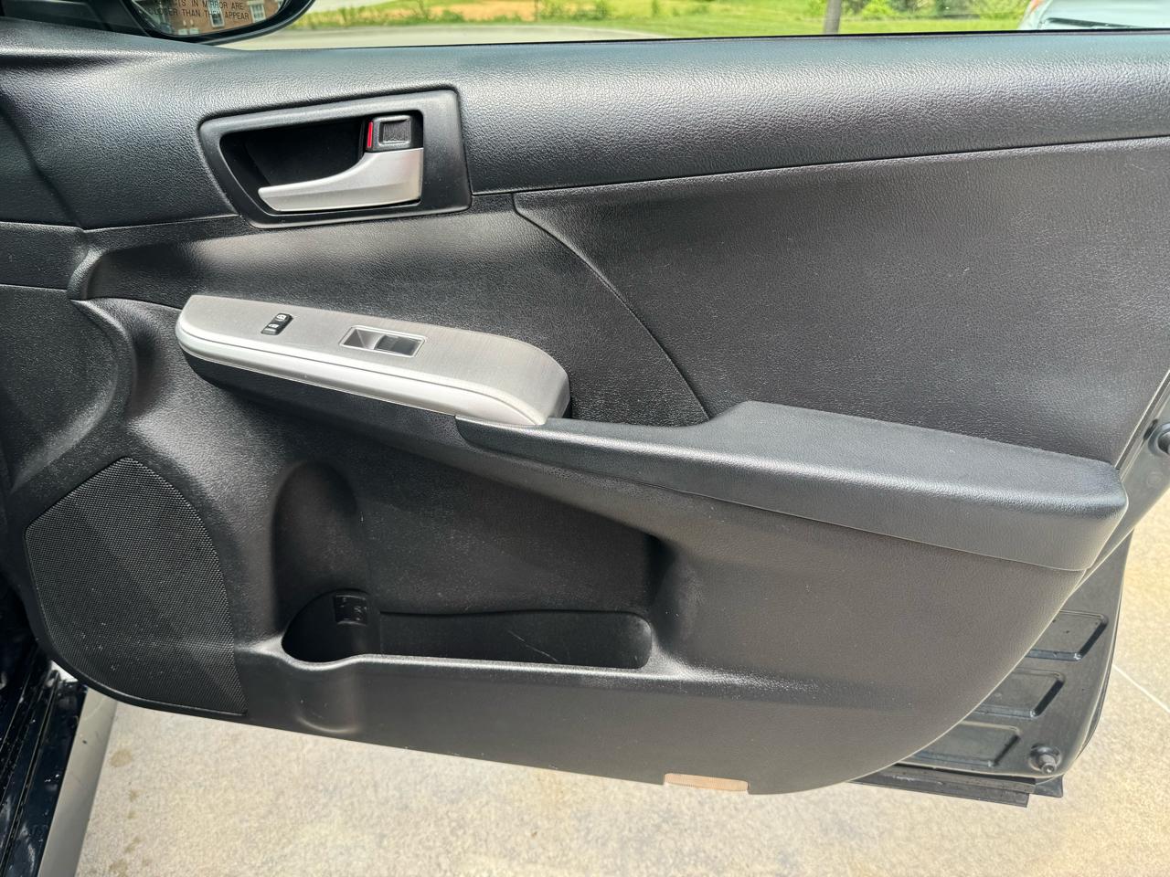 Toyota Camry 4dr Sdn I4 Auto SE Sport Limited Edition (Natl) 2012