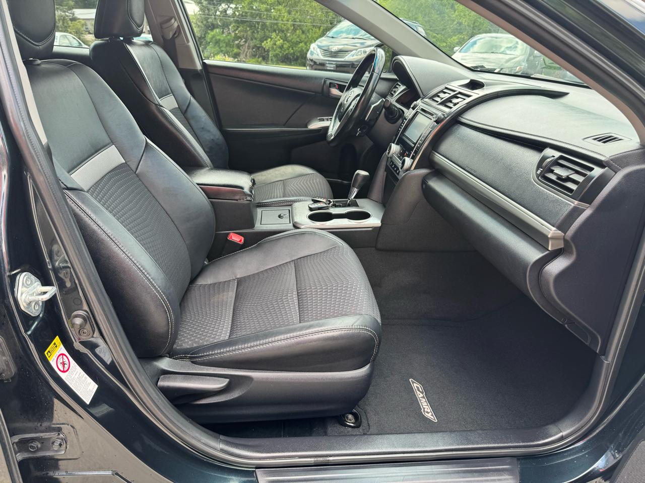 Toyota Camry 4dr Sdn I4 Auto SE Sport Limited Edition (Natl) 2012