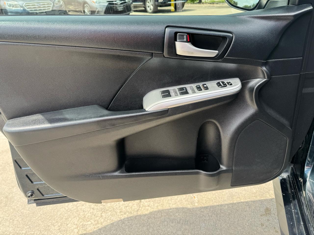 Toyota Camry 4dr Sdn I4 Auto SE Sport Limited Edition (Natl) 2012
