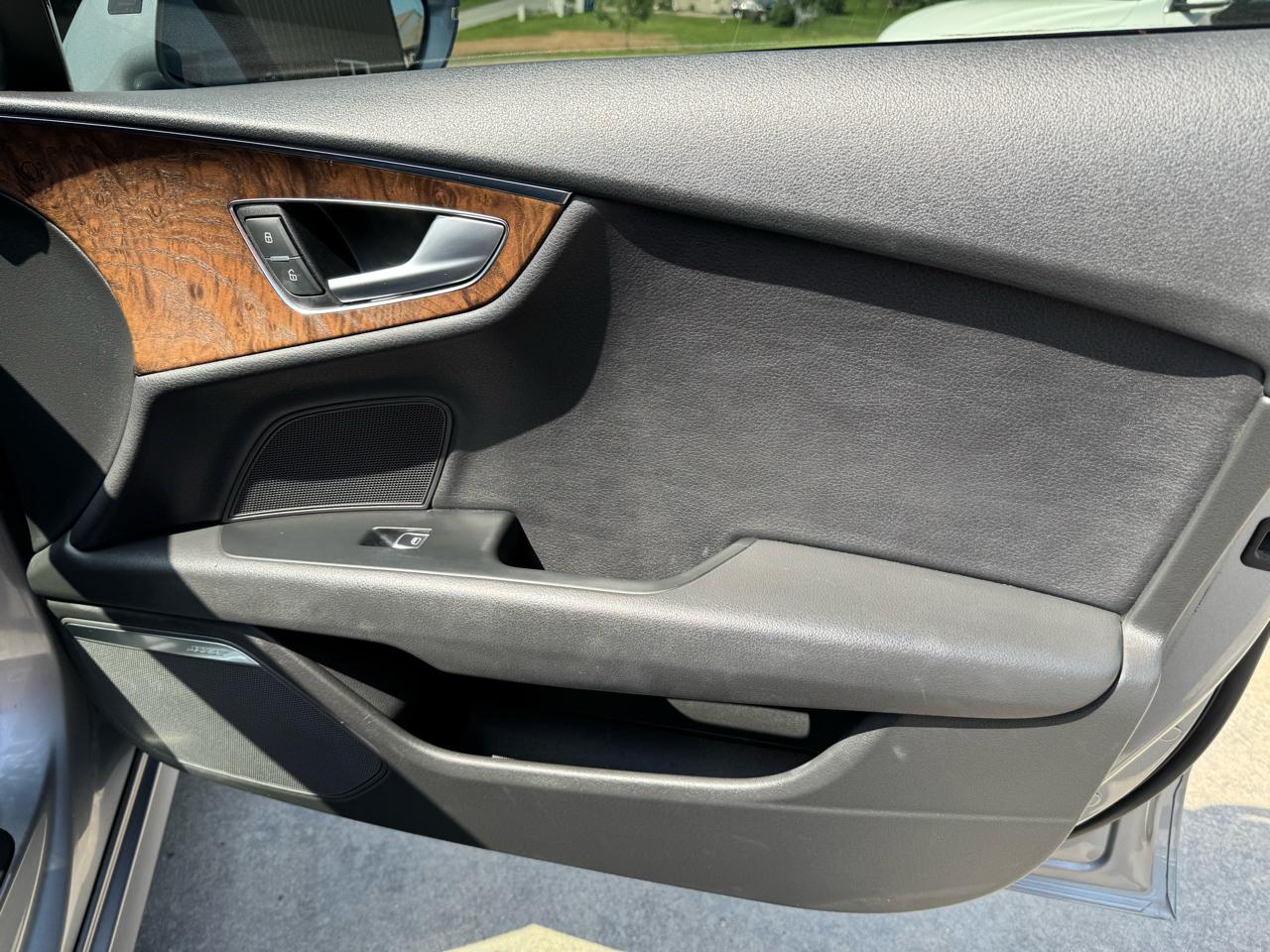 Audi A7 4dr HB quattro 3.0 Premium Plus 2016