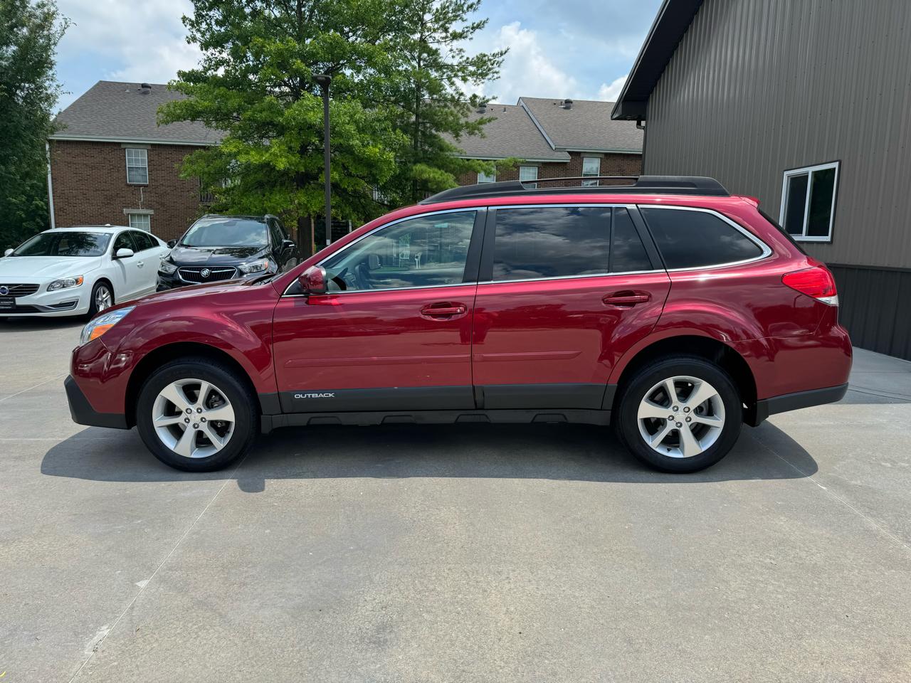 Subaru Outback 4dr Wgn H4 Auto 2.5i Limited 2014