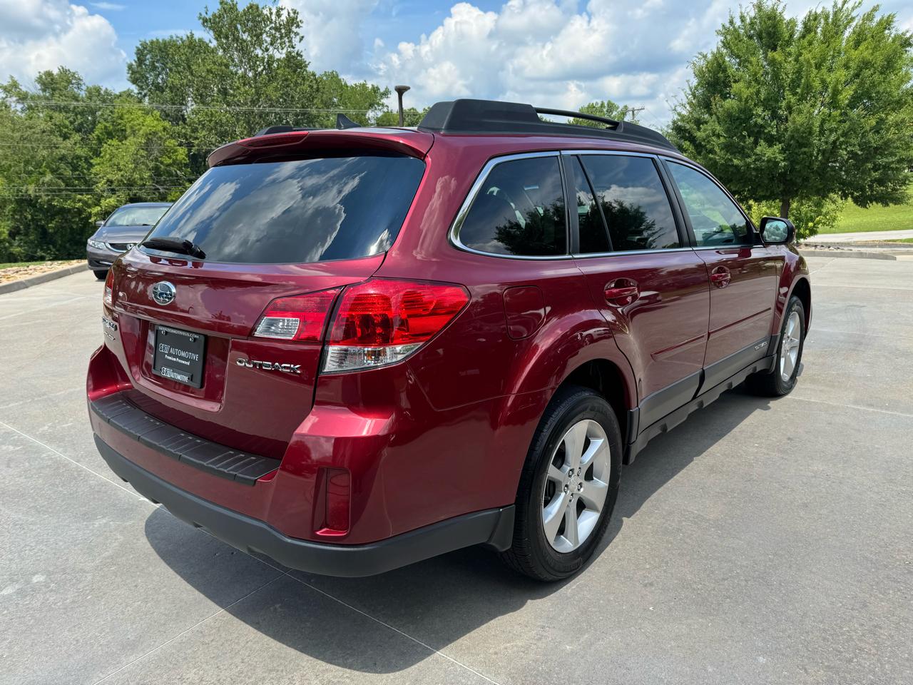 Subaru Outback 4dr Wgn H4 Auto 2.5i Limited 2014