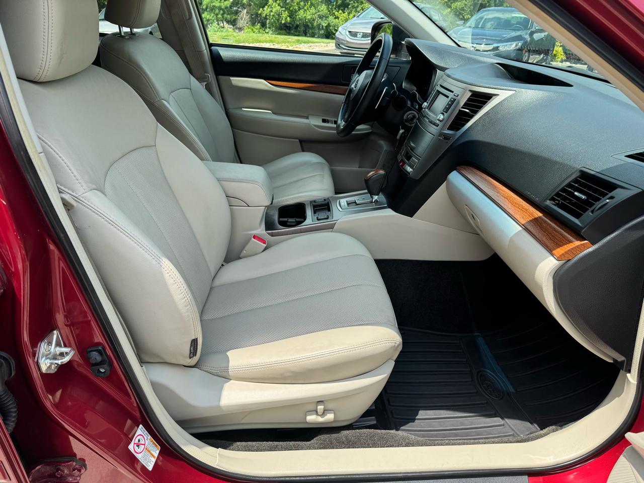 Subaru Outback 4dr Wgn H4 Auto 2.5i Limited 2014