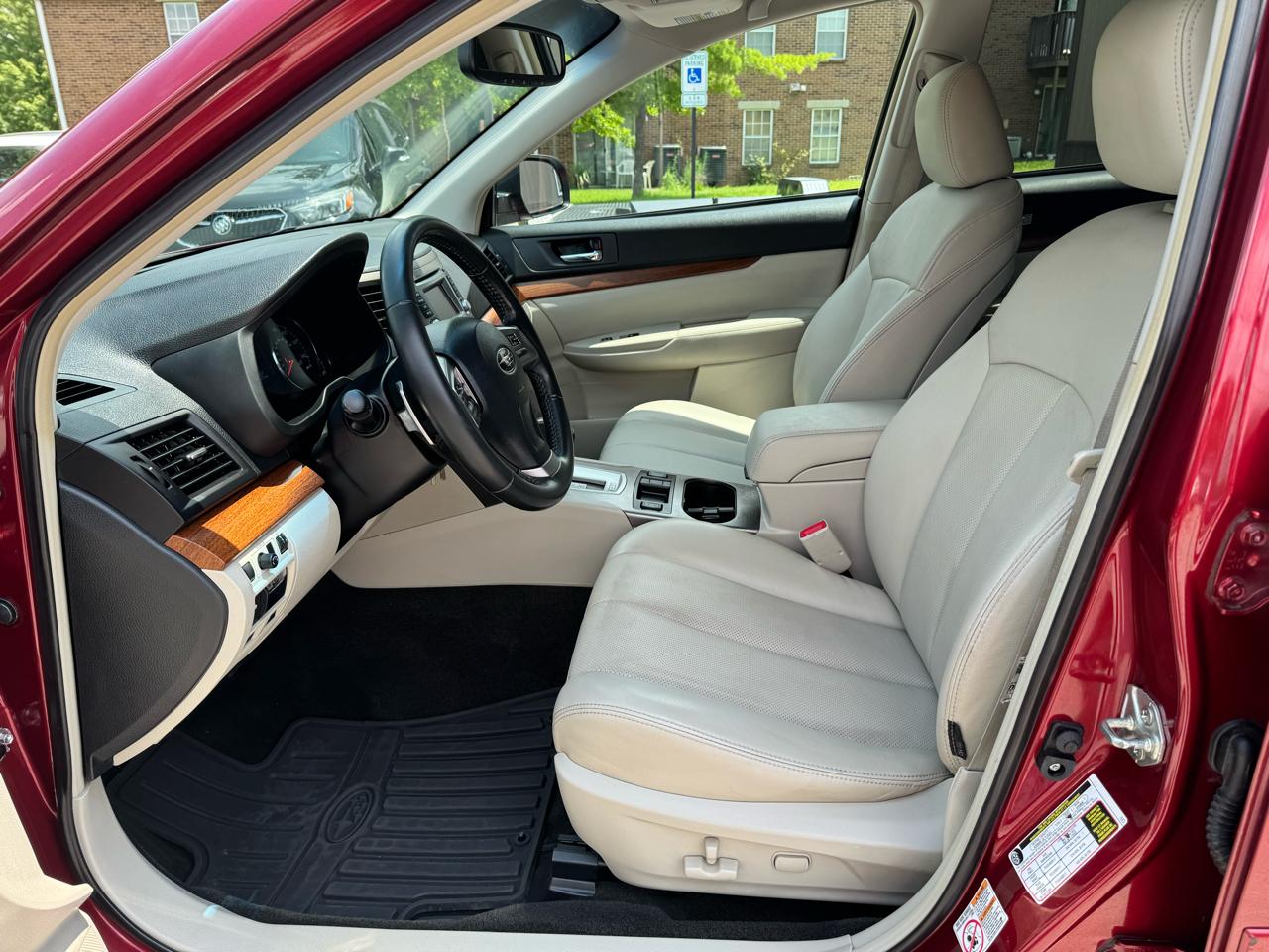 Subaru Outback 4dr Wgn H4 Auto 2.5i Limited 2014