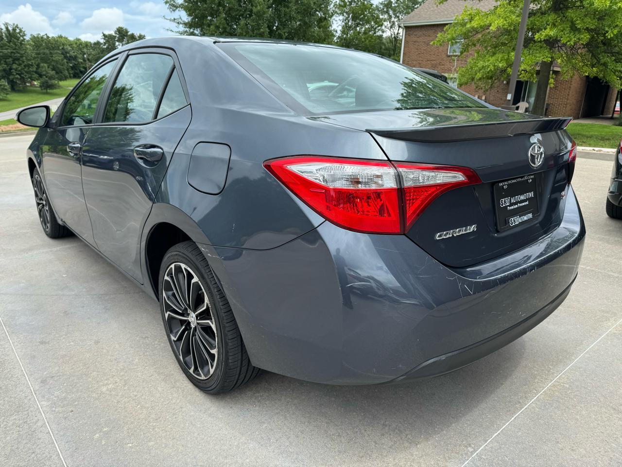 Toyota Corolla  2016