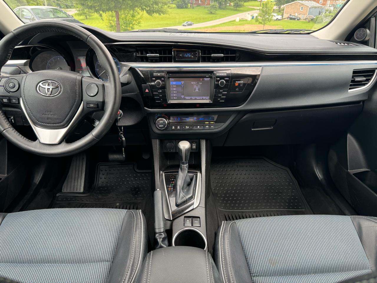 Toyota Corolla  2016