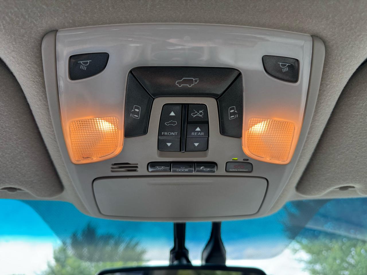 Toyota Sienna  2011