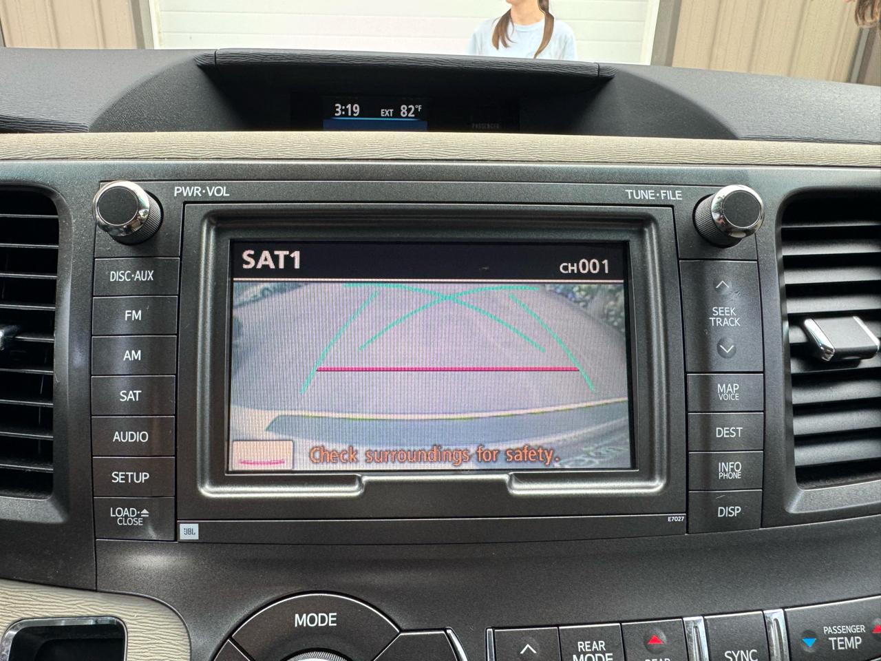 Toyota Sienna  2011