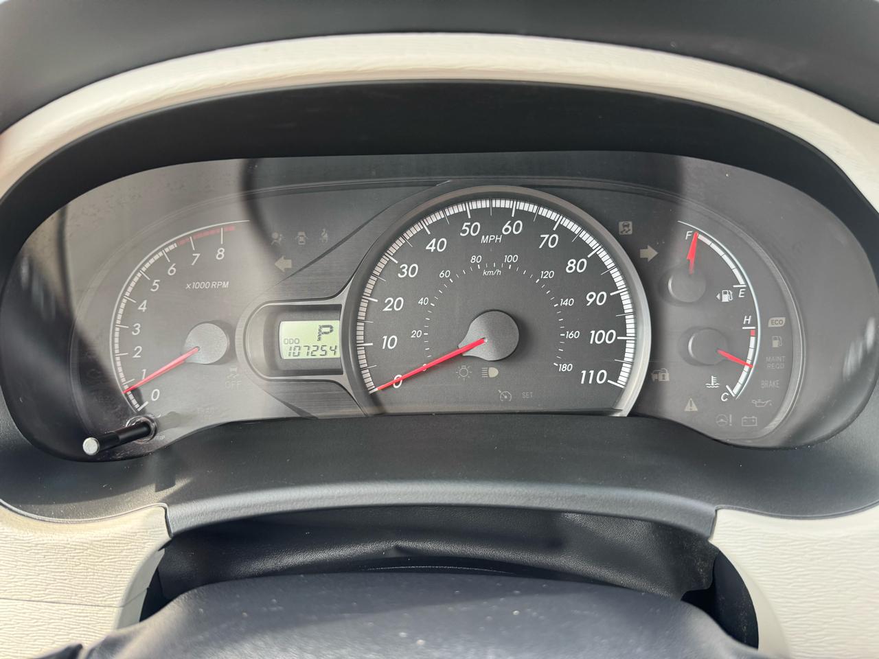 Toyota Sienna  2012