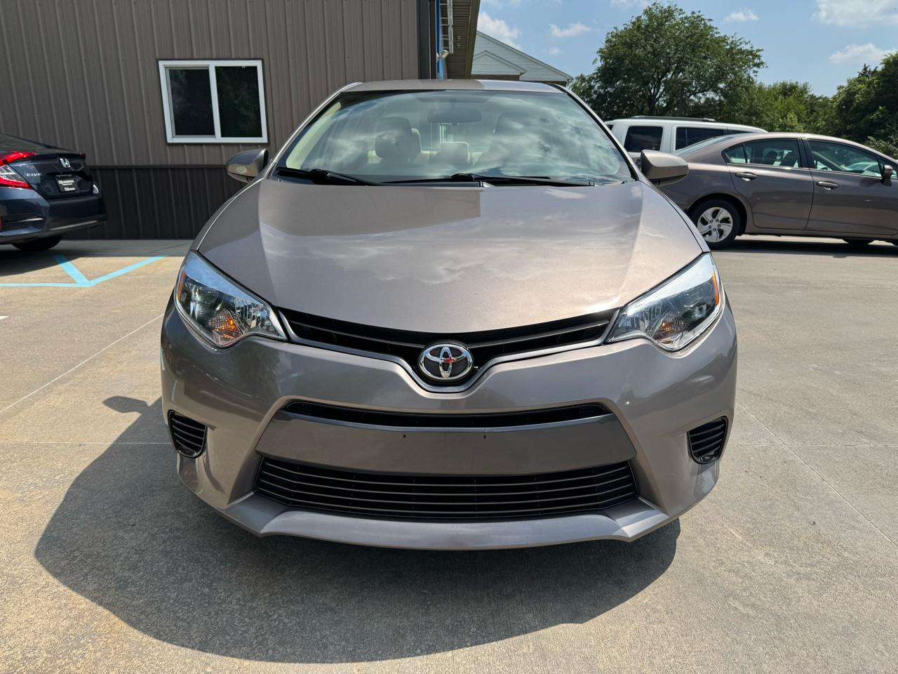 Toyota Corolla  2015