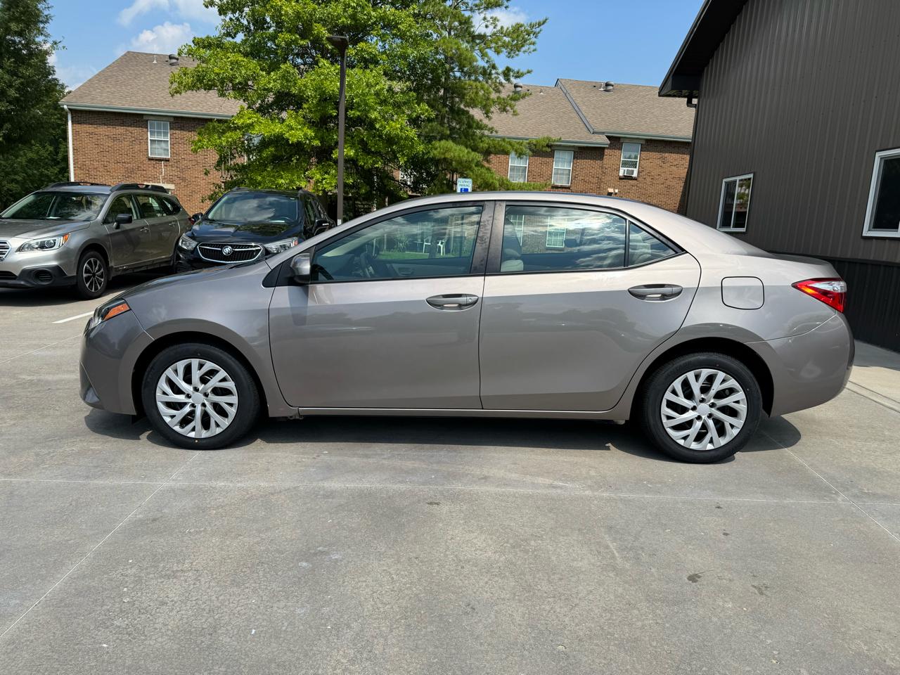 Toyota Corolla  2015