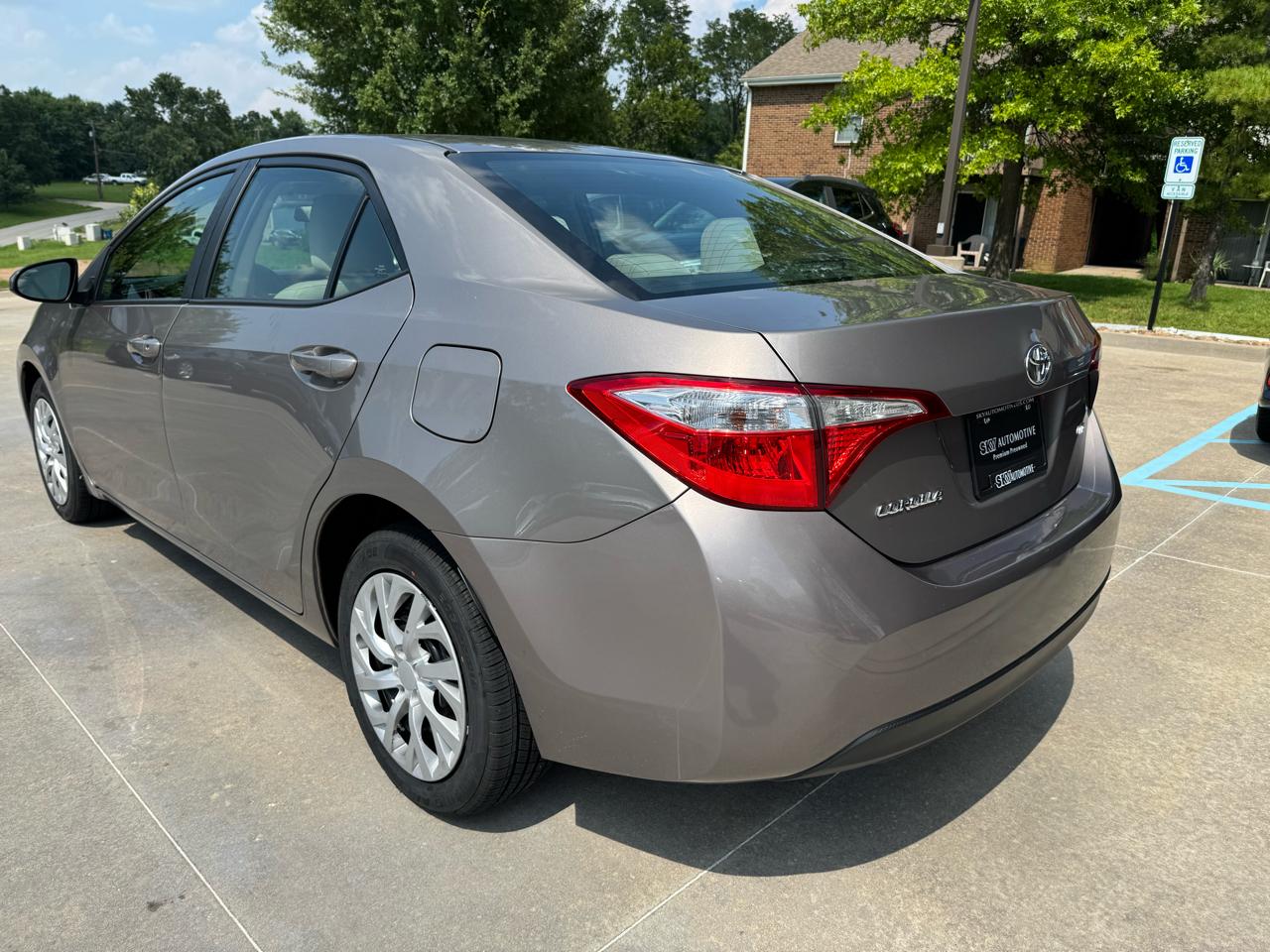 Toyota Corolla  2015
